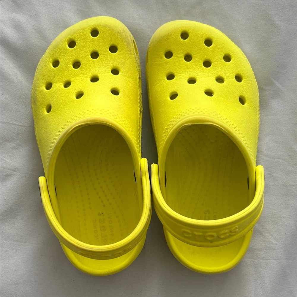 CROCS Kids Bright Yellow Sandals Size C10